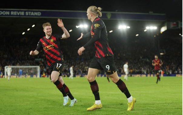 Haaland lập cú đúp giúp Man City tỏa sáng tại Ngoại hạng Anh